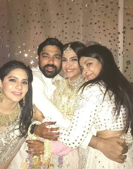 Rhea Kapoor is vacationing with alleged boyfriend karan boolani in Maldives