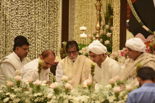 Amitabh Bachchan wrote an emotional note after rajan nanda prayer meet