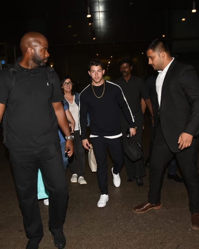 Nick Jonas Arrives In Mumbai With His Parents