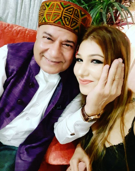 Anup Jalota and Jasleen Kaur