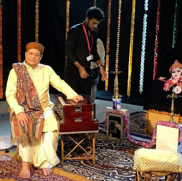 Anup Jalota and Jasleen Kaur