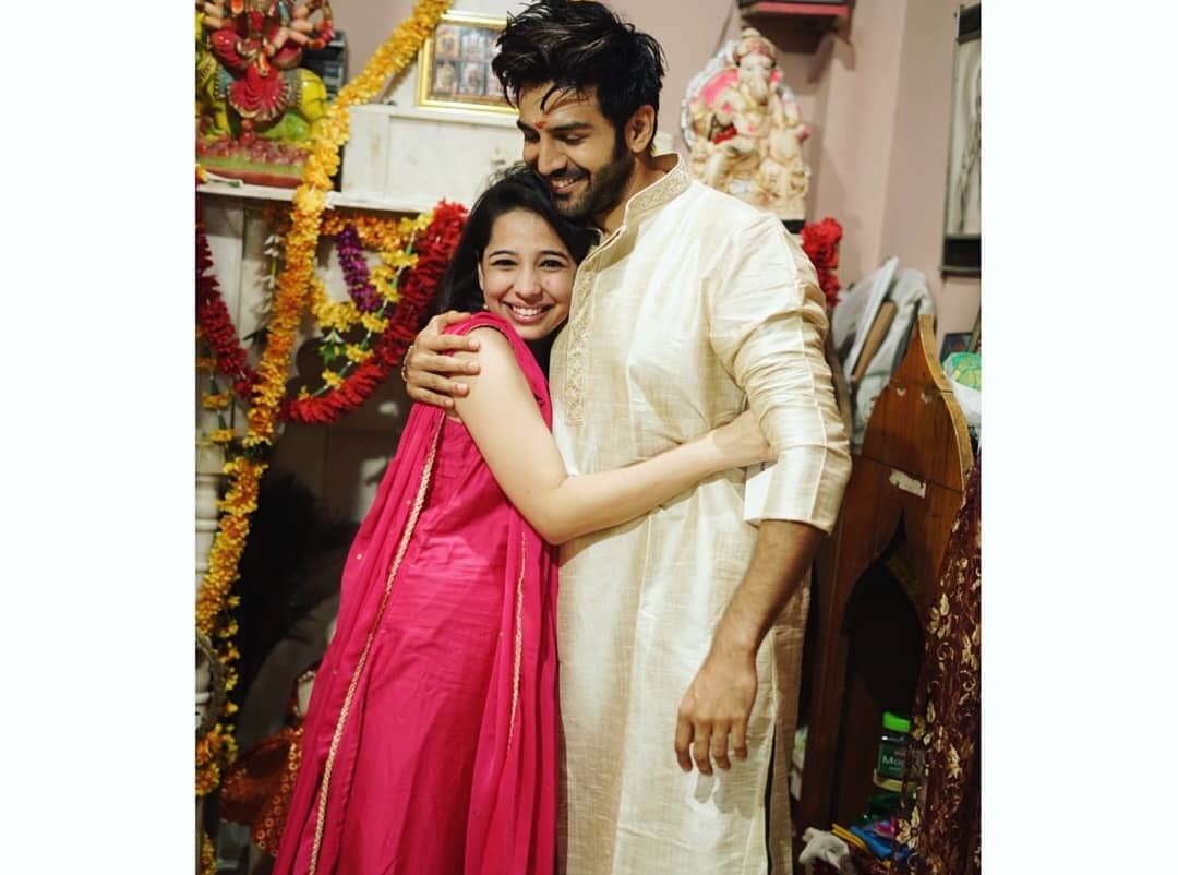 Kartik Aaryan and Kritika Tiwari