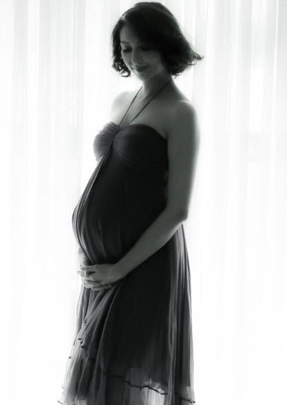 Saumya Tandon pregnancy shoot
