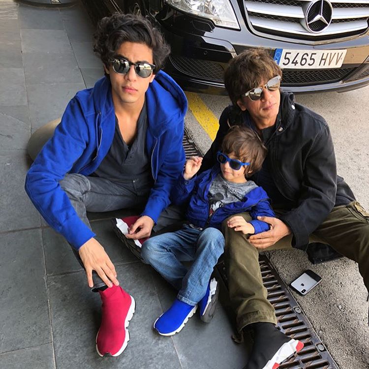 Shah Rukh Khan, Aryan Khan and AbRam Khan