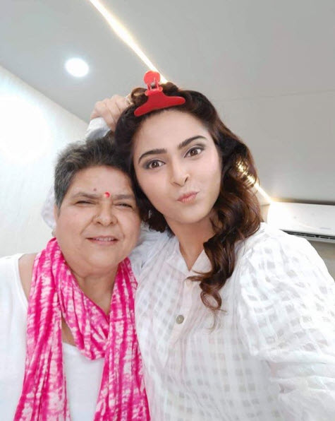 madhurima tuli and vijaya