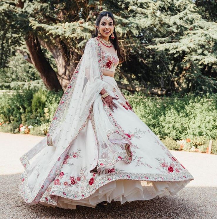 Akanksha Sabyasachi Bride