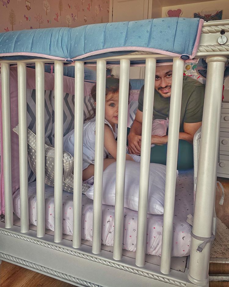 Kunal Kemmu and Inaaya Naumi Kemmu