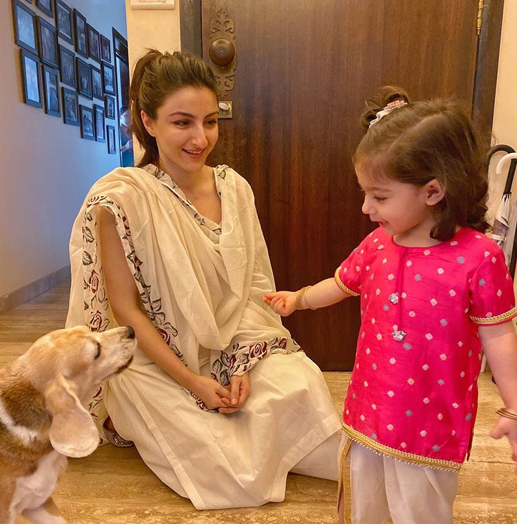 Soha Ali Khan and Inaaya Naumi Kemmu