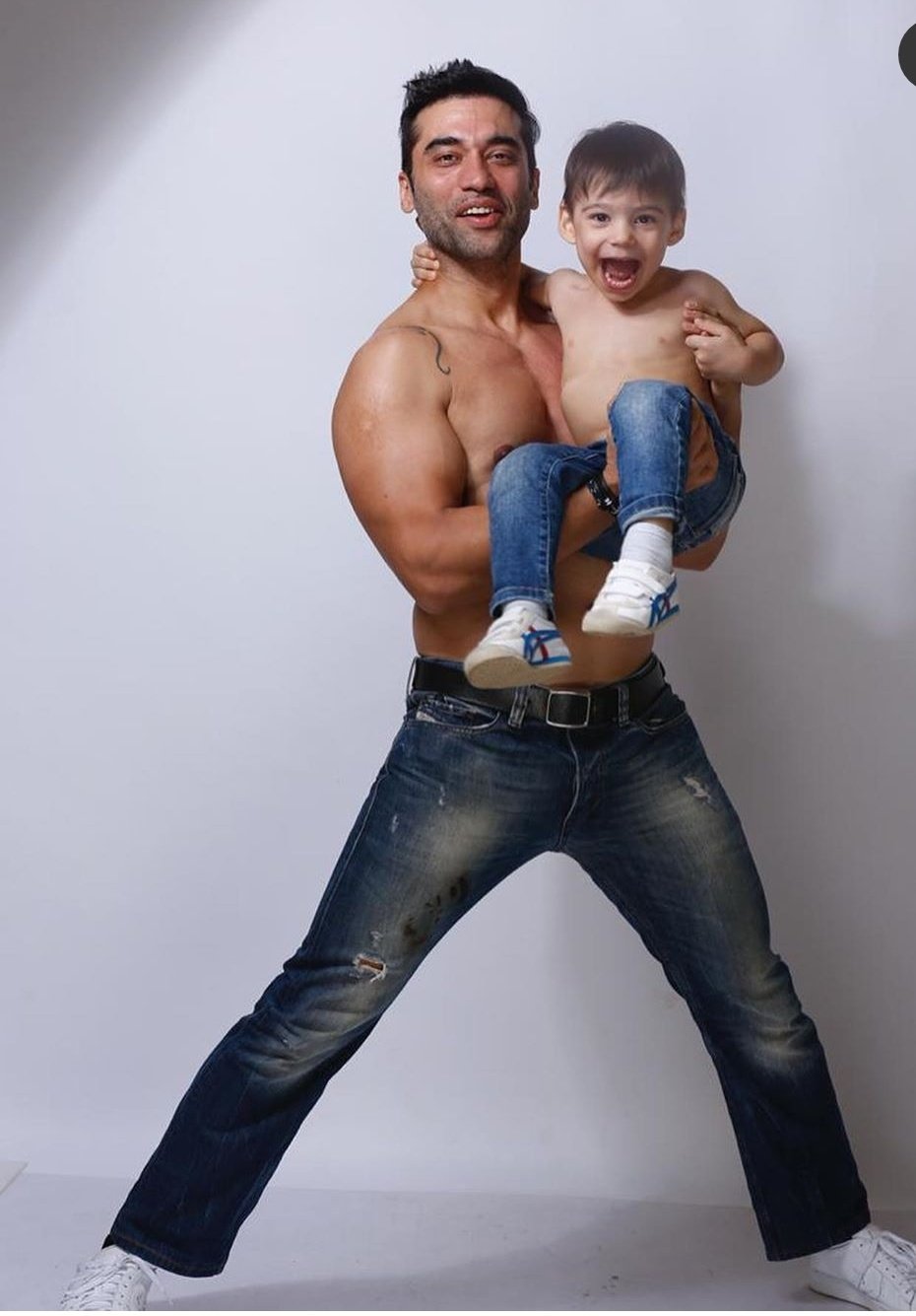Kushal Punjabi's Adorable Moments With His 1 Year Old Son Are Cuteness  Overloaded