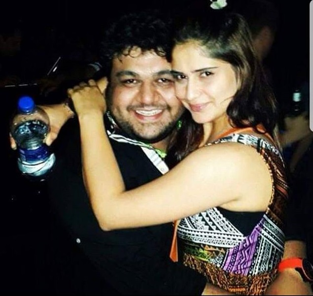 Arti Singh's Emotional Note After Losing Her Brother Dumpy