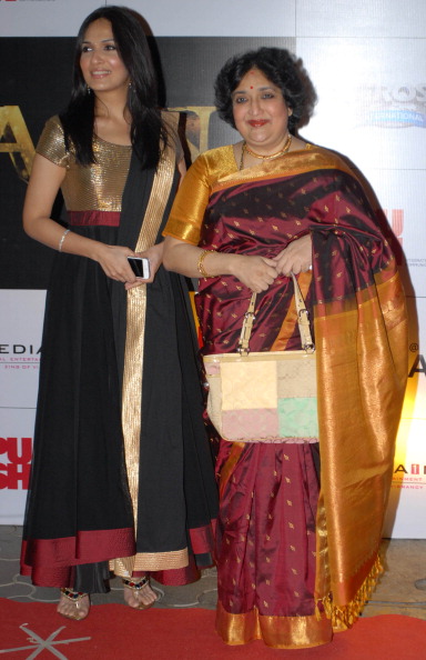 Soundarya with his mother 
