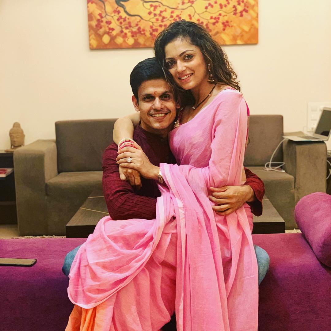 Drashti Dhami with husband Neeraj Khemka
