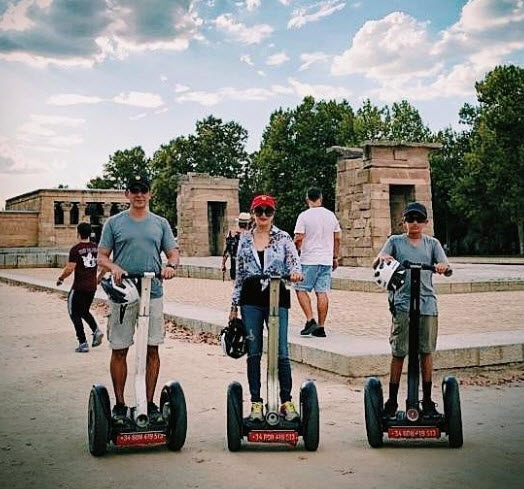 Madhuri Dixit family