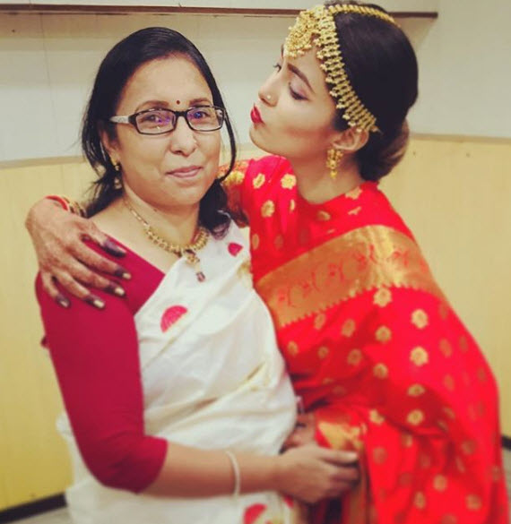 Richa and Jigar engagement