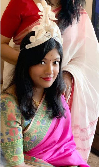 Bipashaââ¬â¢s sister, Vijayeta Nandimukh puja