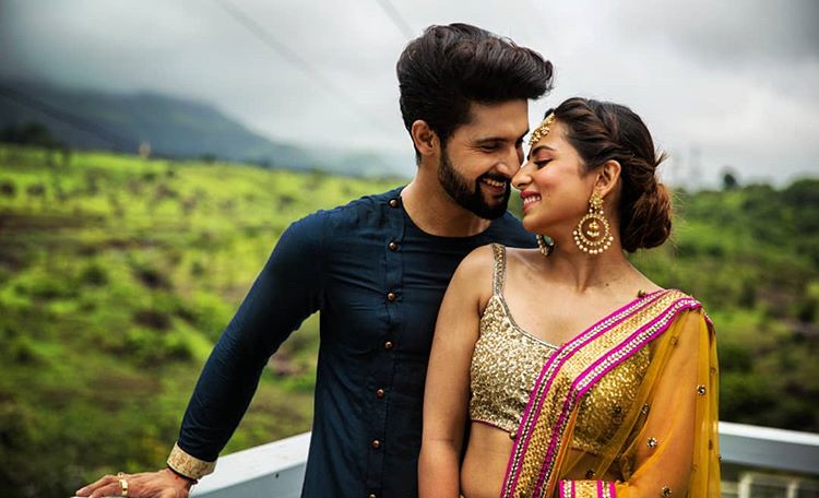 Ravi Dubey and Sargun Mehta