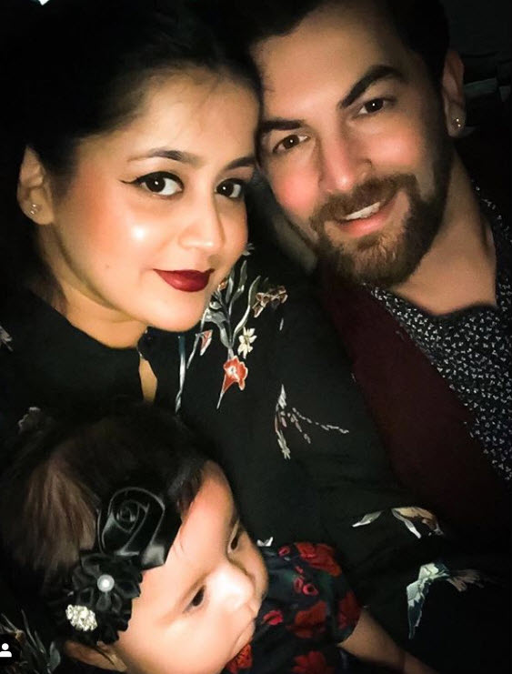 Neil Nitin Mukeshââ¬â¢s family