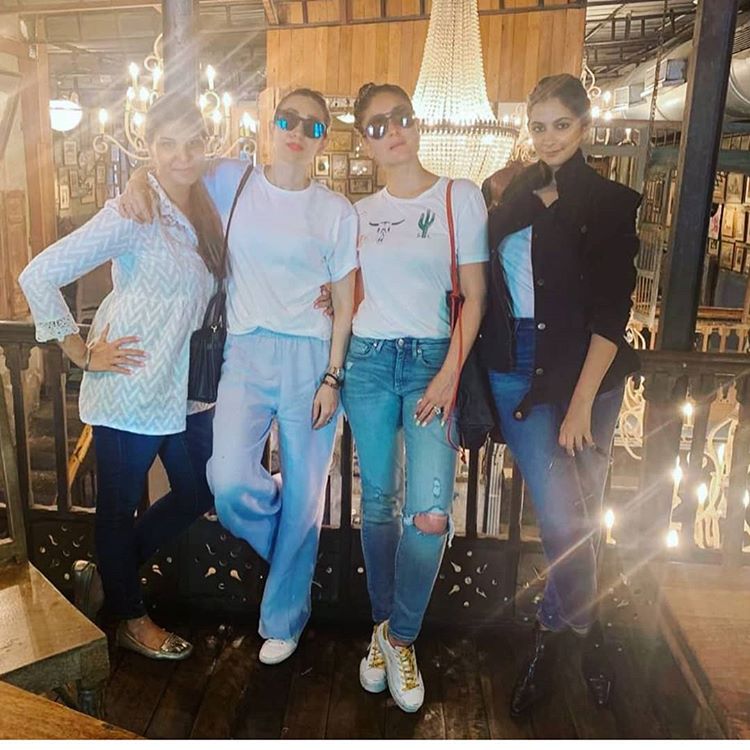 Karisma Kapoor and Kareena Kapoor Khan