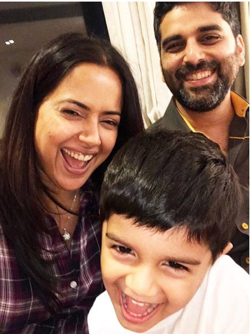 Sameera Reddy family