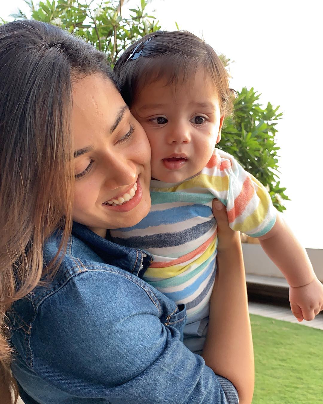 Mira Rajput Kapoor trolled for carrying shoes in hands