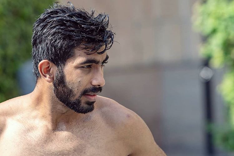 Jasprit Bumrah and Anupama Parameswaran linked up