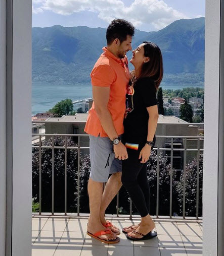 Neeti Mohan and Nihaar Pandya