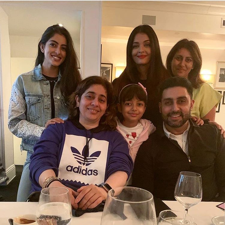 Aishwarya Rai Bachchan, Abhishek Bachchan, Navya Naveli Nanda and Aaradhya Bachchan