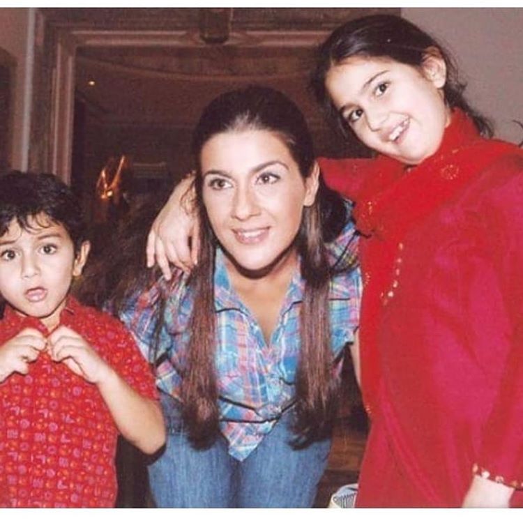 Sara with mom and bro