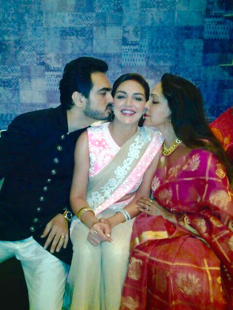 Esha Deol, Bharat Takhtani and Hema Malini