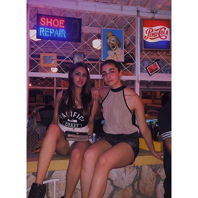 Alia Bhatt and Akansha Ranjan Kapoor