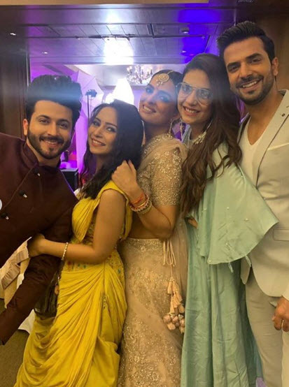 Ruhi Chaturvedi and Shivendraa Om Saainiyol