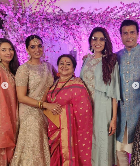 Ruhi Chaturvedi and Shivendraa Om Saainiyol