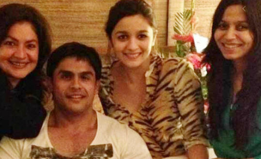 Alia Bhatt and Shaheen Bhatt