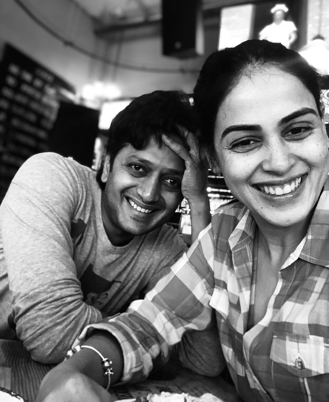Riteish Deshmukh and Genelia Dââ¬â¢Souza