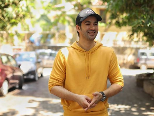 Karan Deol