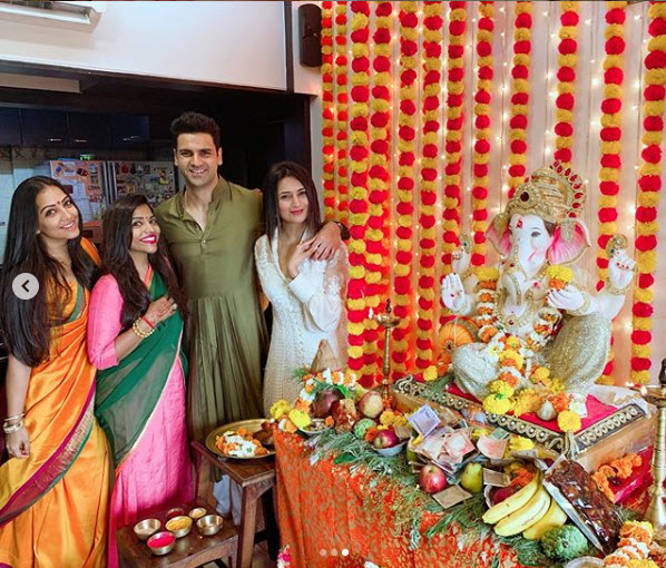 divyanka and vivek during ganpati