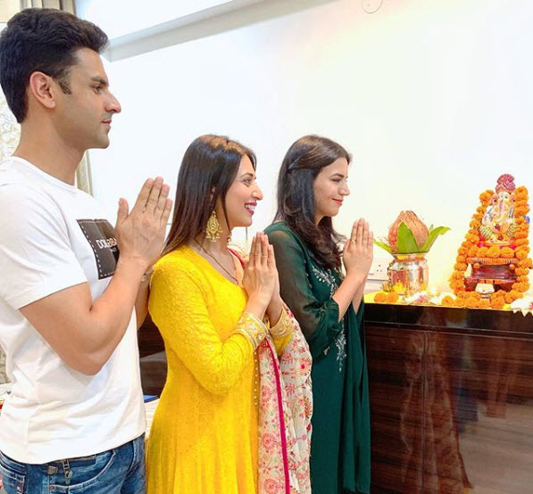 divyanka and vivek celebrate ganpati in chandigarh