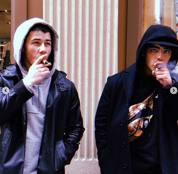 joe jonas and nick jonas