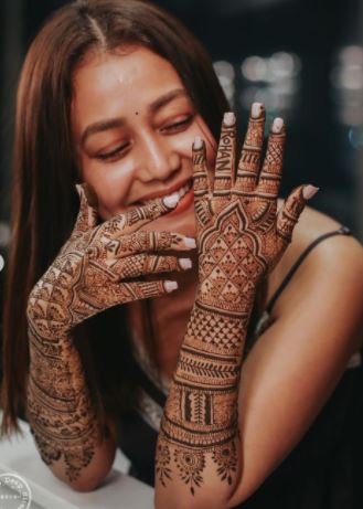Neha Rohanpreet Mehendi