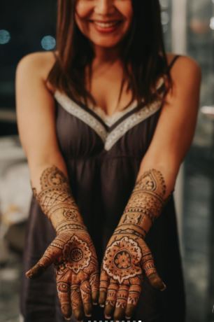 Neha Rohanpreet Mehendi