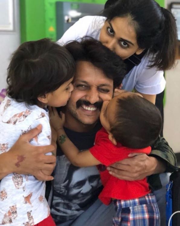 Riteish Deshmukh and Genelia Deshmukh