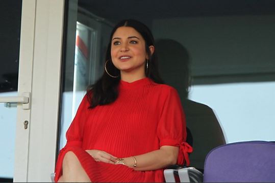 Anushka Sharma Baby Bump