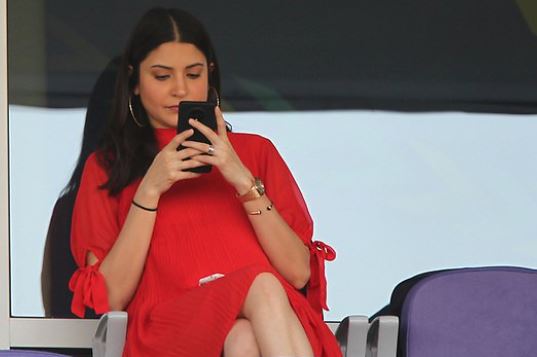 Anushka Sharma Baby Bump