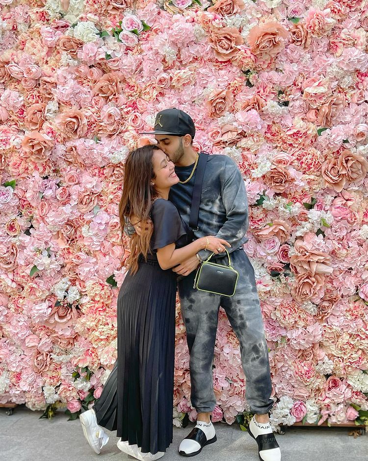 Neha Kakkar and Rohanpreet Singh