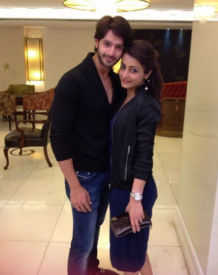 Dhruv Bhandari and Shruti Merchant