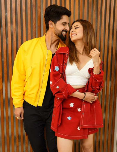 Sargun Mehta Ravi Dubey pictures