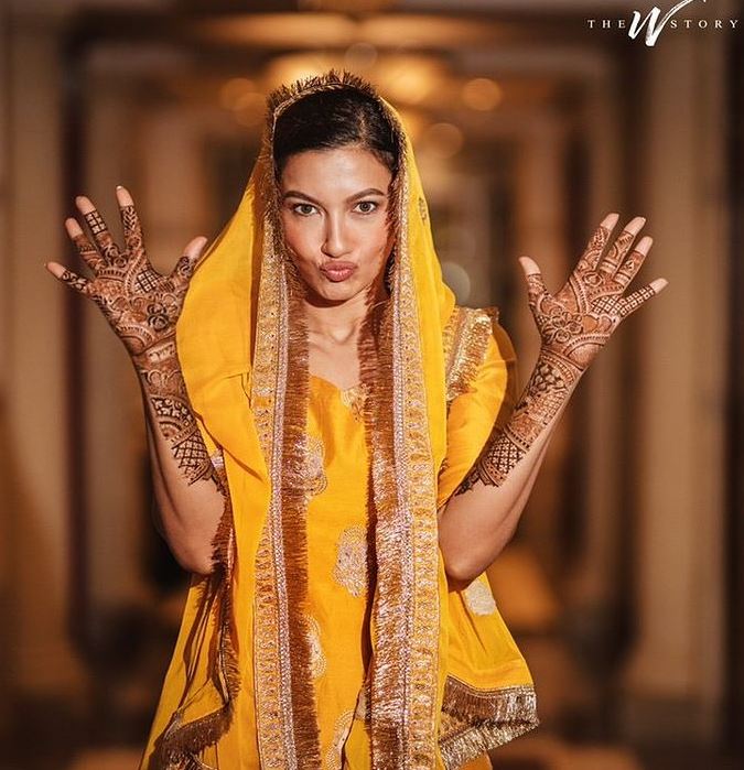 Gauahar Khan mehendi