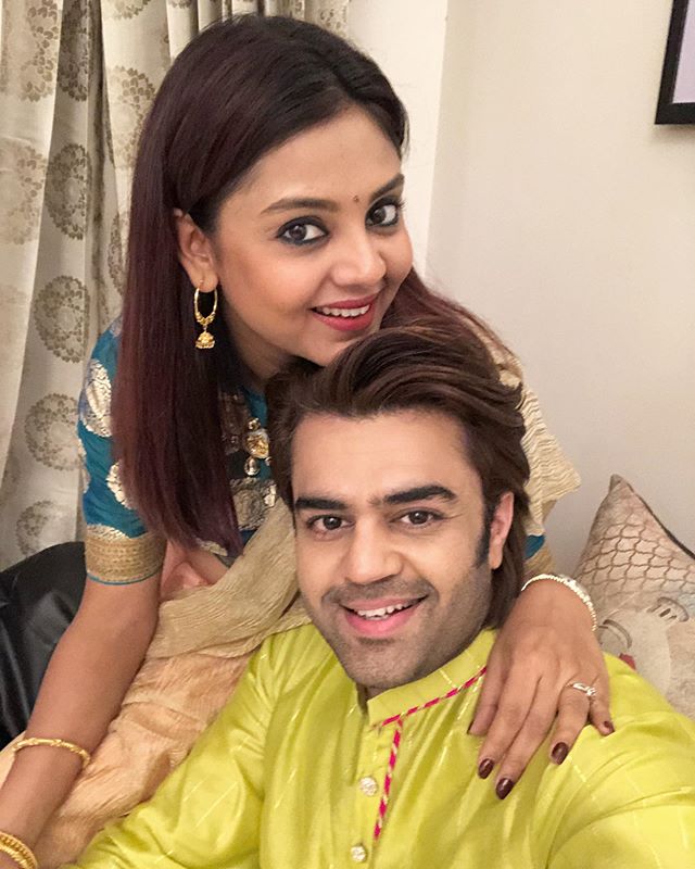 Maniesh Paul and Sanyukta Paul