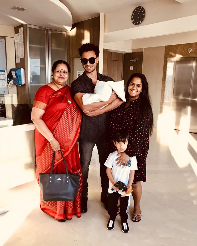 Arpita Khan Sharma, Aayush Sharma, Ahil Sharma and Ayat Sharma