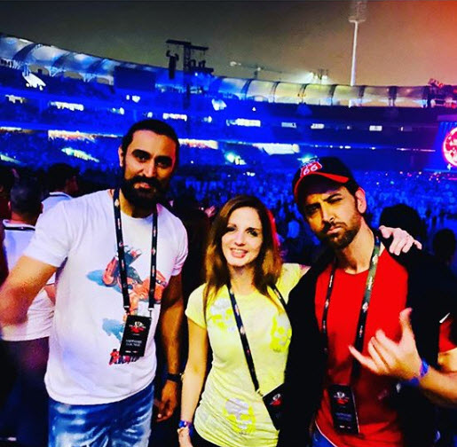 sussanne khan and hrithik roshan U2 concert